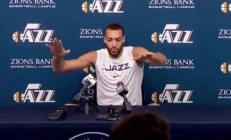 开云下载-包含人前锋迎来个人职业生涯新高的词条