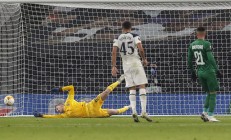 开云体育中国-基尔克伦战胜洛桑体育，晋级欧洲足球联赛半决赛