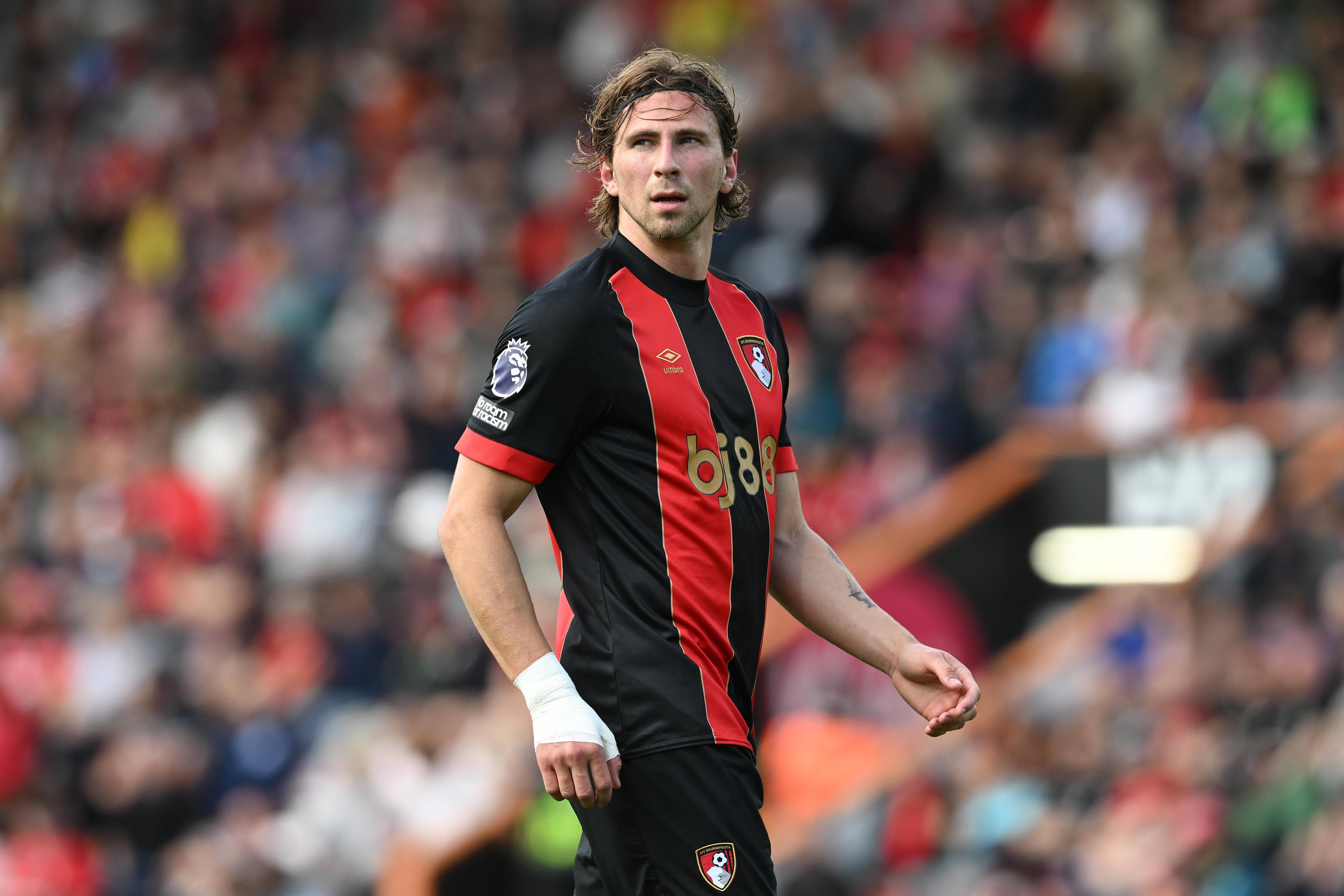 巴黎圣日尔曼球星受伤，或将缺席下场比赛的简单介绍