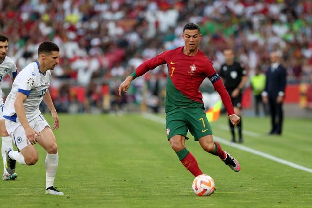 荷兰葡萄牙鏖战，C罗梅西逆转？