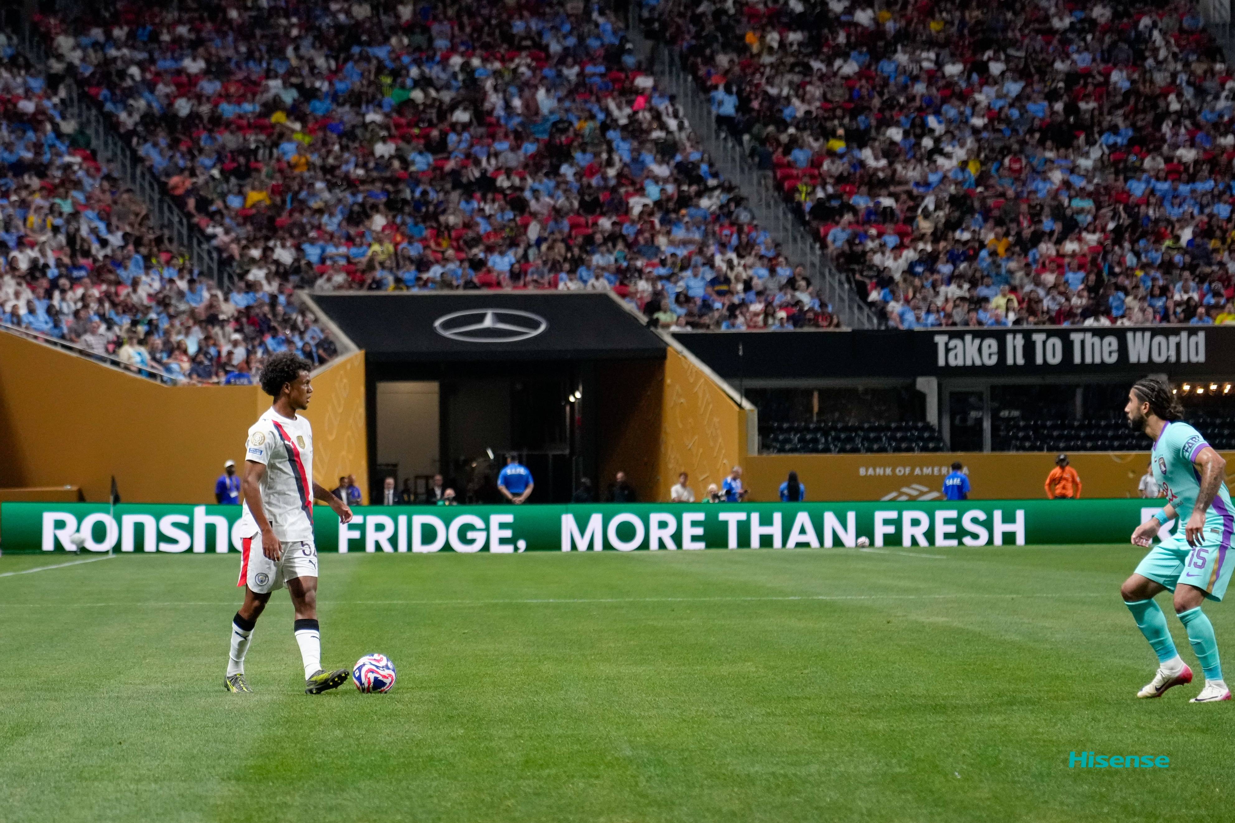 曼城大比分击败对手，赛场统治力无人能敌的简单介绍