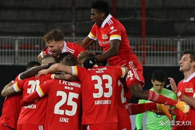 沃尔夫斯堡迎战弗赖堡，实力对比焦点