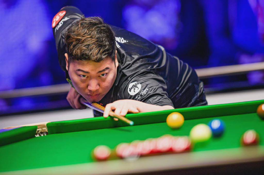 FNC险胜MAD，ShowMaker操刀奇招英雄翻盘激烈交锋四强赛，强势挺进下一轮