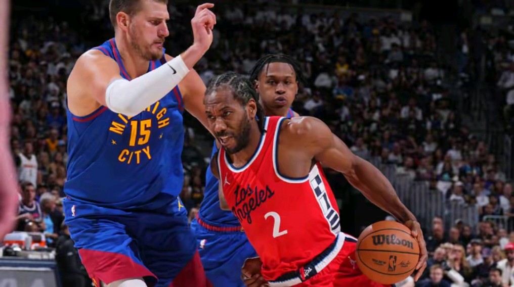 快船客场大胜小牛豪取7连胜的简单介绍 快船客场大胜小牛豪取7连胜的简单介绍