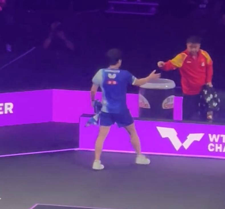 德国队鏖战奥地利队，王皓点燃赛场