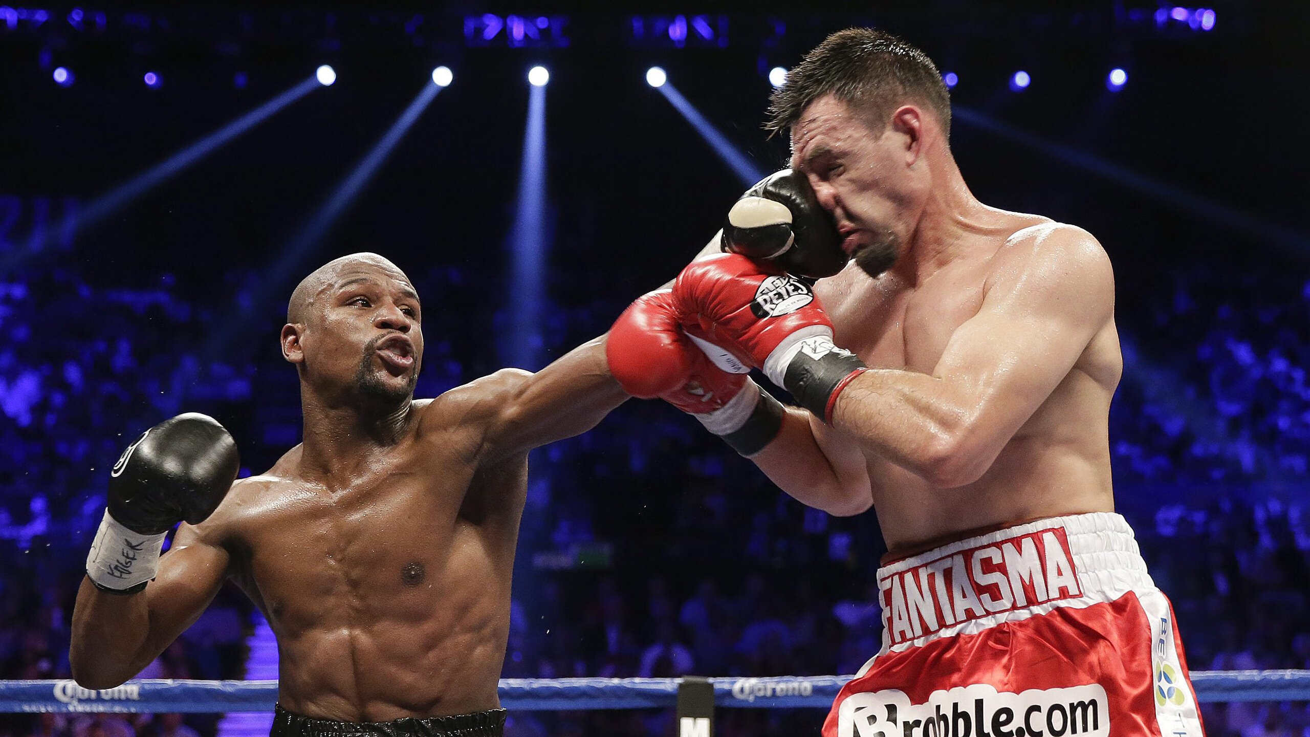 单节定胜负，皮克爆发助力喀麦隆拉开澳大利亚，非洲雄狮怒吼赛场