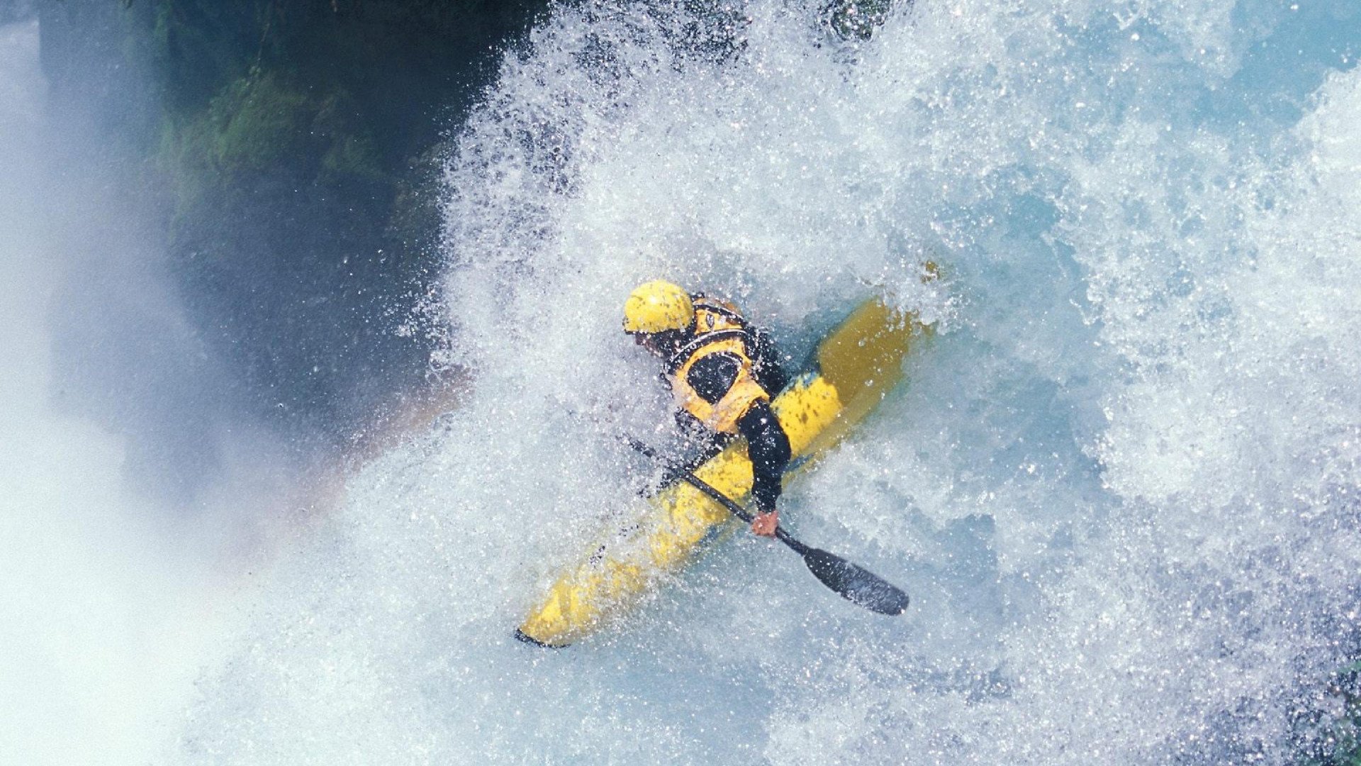 从巴黎街头到北非之巅,卡马文加的艺术爆发与阿尔及利亚的压制交响曲