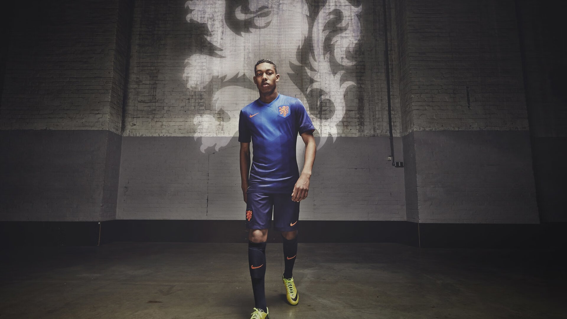 钢铁长城前的惊艳一枪,当奥地利骑士鏖战中国乒乓王朝